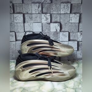 Adidas Harden Vol 9 Cyber Metallic   Men's Size 8.5  Women's Size 9.5